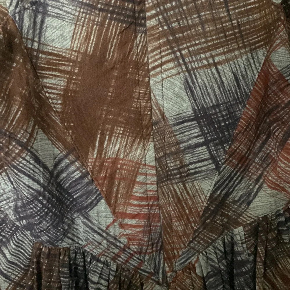 Patterned Dress - Picture 4 of 5